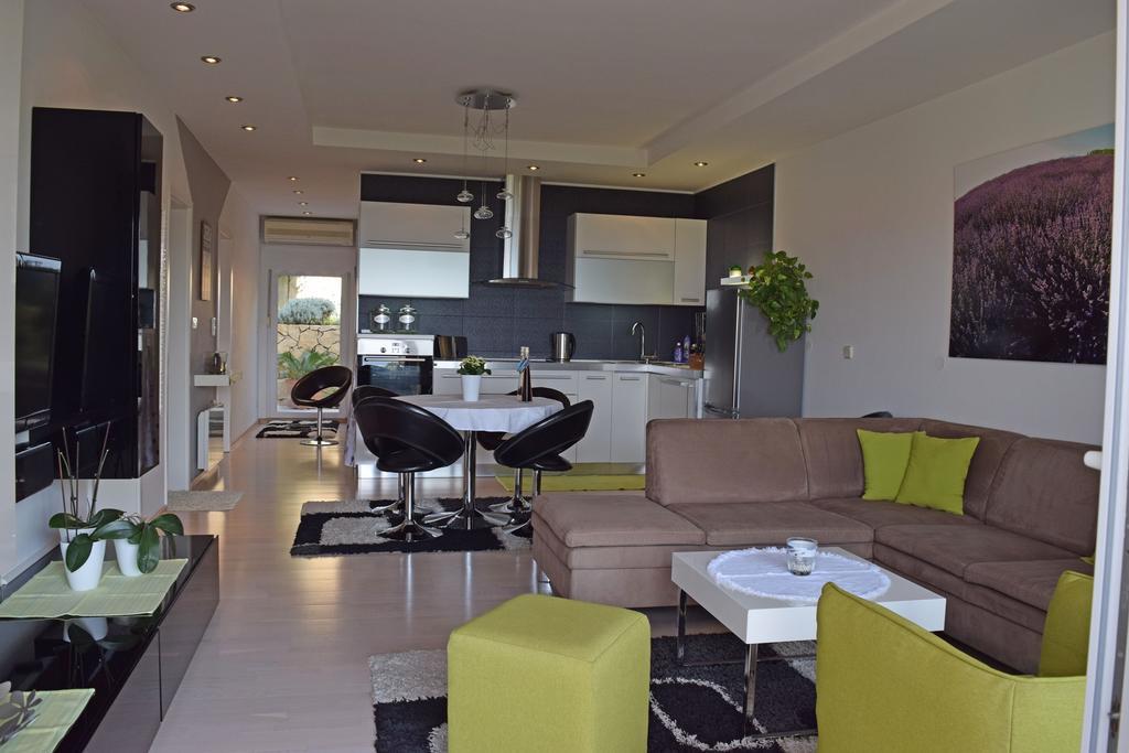 Lavander Apartments Omiš Duće Buitenkant foto